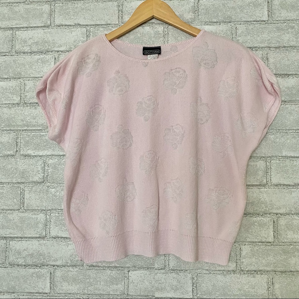 Gotham Vintage Rose Sleeveless Top
